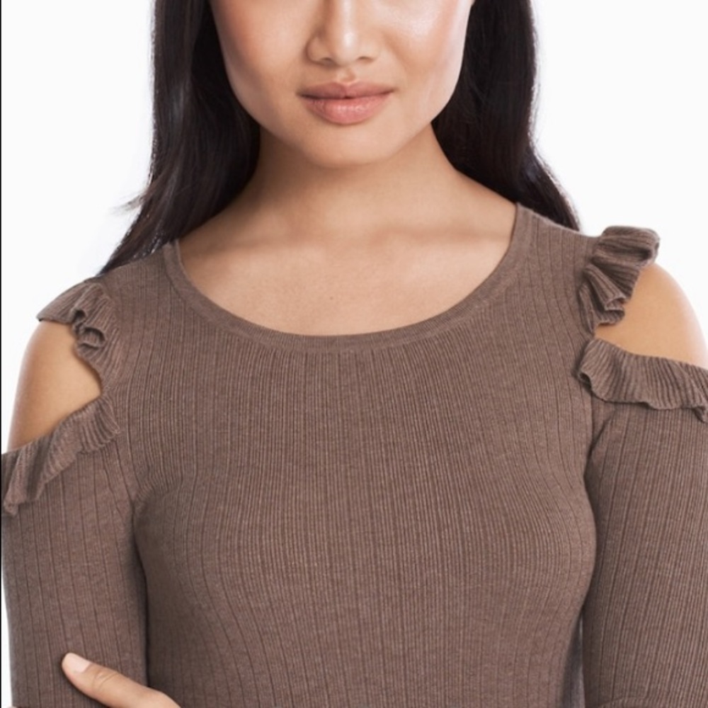 cold shoulder top - Picture 2 of 4